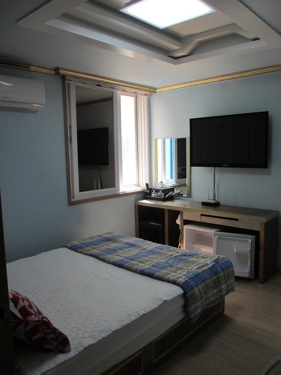 Moiri Guesthouse Yeosu Zewnętrze zdjęcie