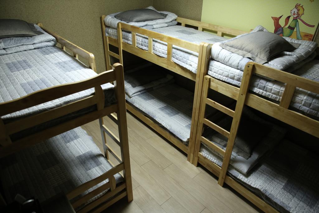 Moiri Guesthouse Yeosu Zewnętrze zdjęcie
