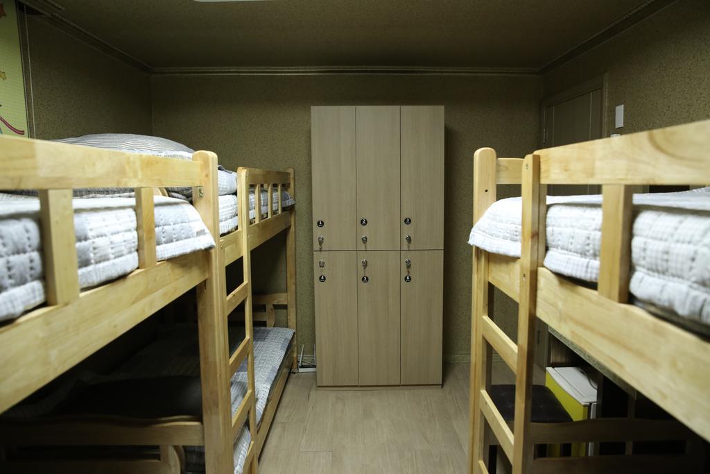 Moiri Guesthouse Yeosu Zewnętrze zdjęcie