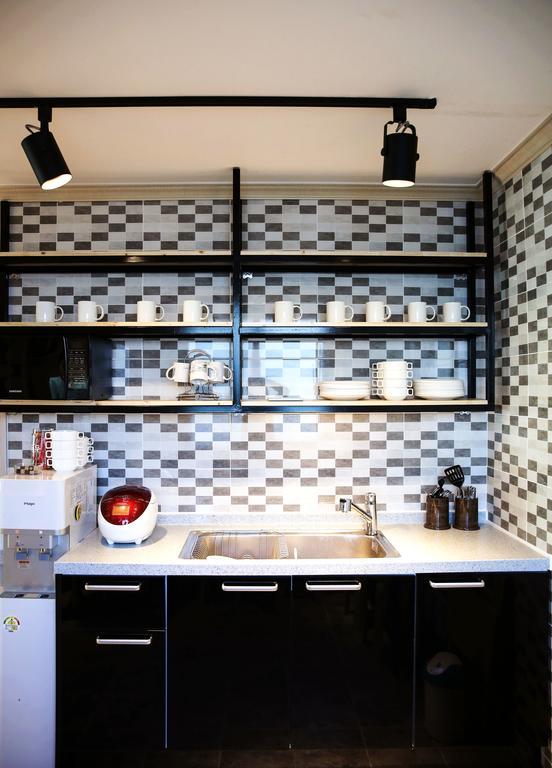 Moiri Guesthouse Yeosu Zewnętrze zdjęcie